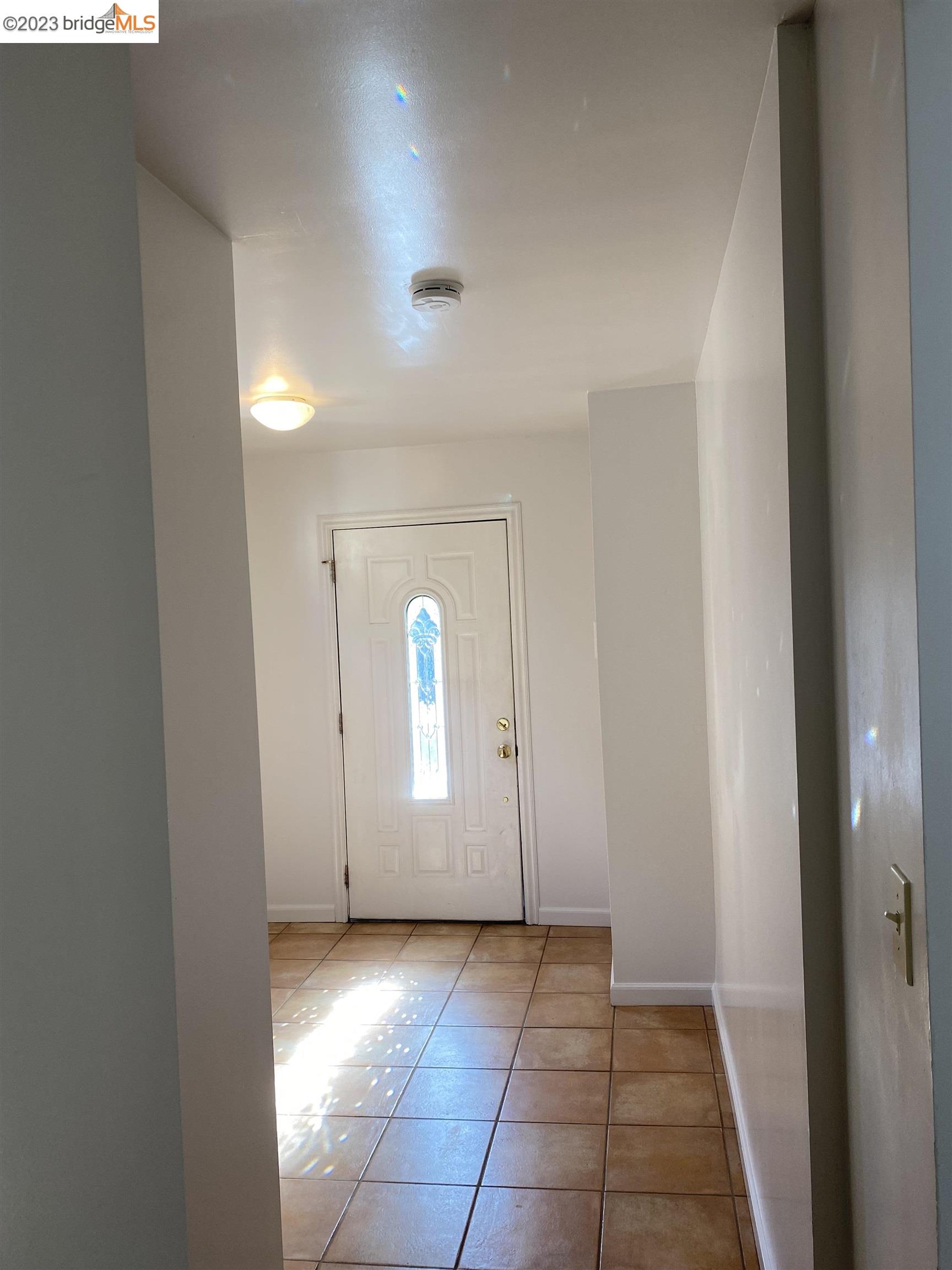Rockridge Oakland, CA 94609 - Photo 6 of 31 a view of empty room