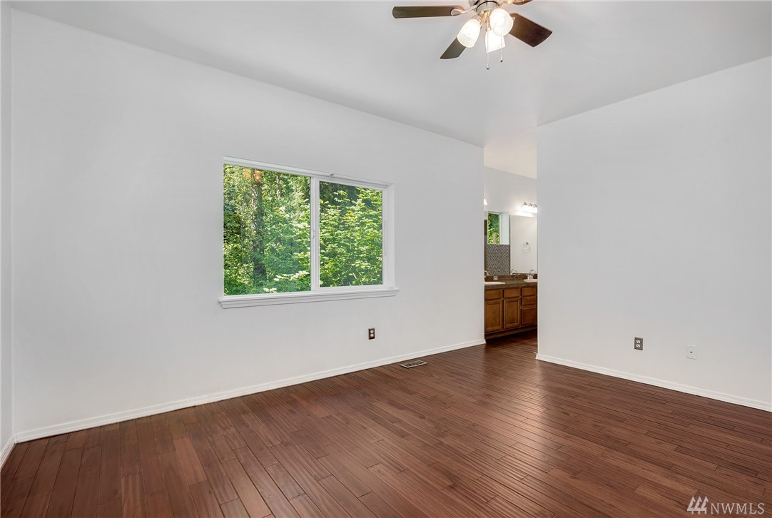21354 11th Drive Southeast Bothell, WA 98021 - Photo 16 of 25