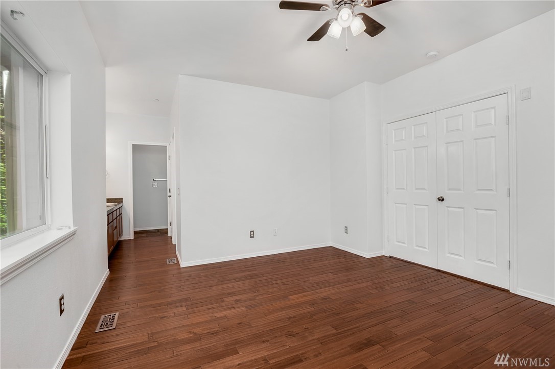 21354 11th Drive Southeast Bothell, WA 98021 - Photo 17 of 25