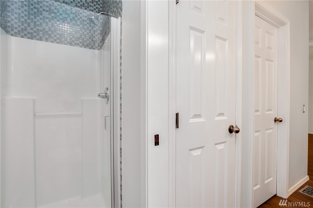 21354 11th Drive Southeast Bothell, WA 98021 - Photo 19 of 25