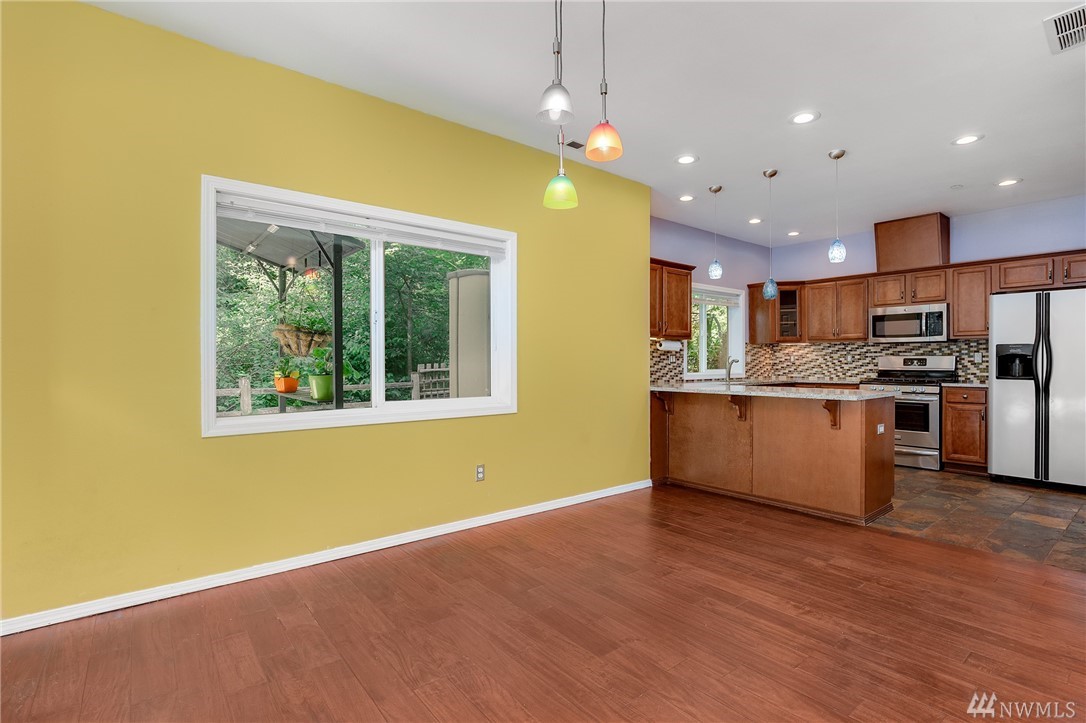 21354 11th Drive Southeast Bothell, WA 98021 - Photo 5 of 25