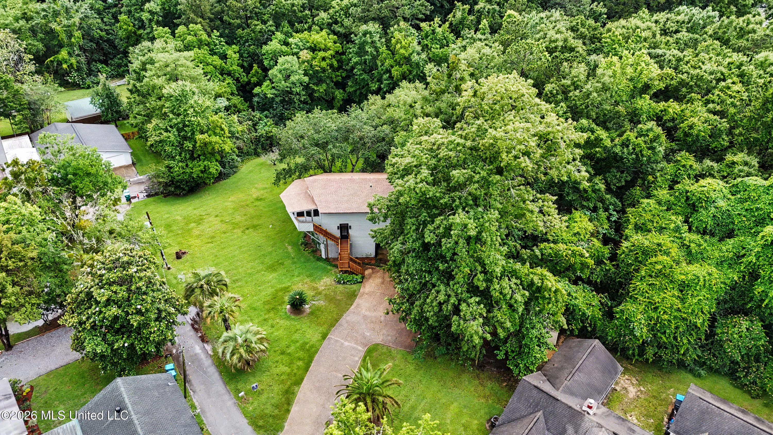 7417 Bluff Point Road Gautier, MS 39553 - Photo 42 of 49 002