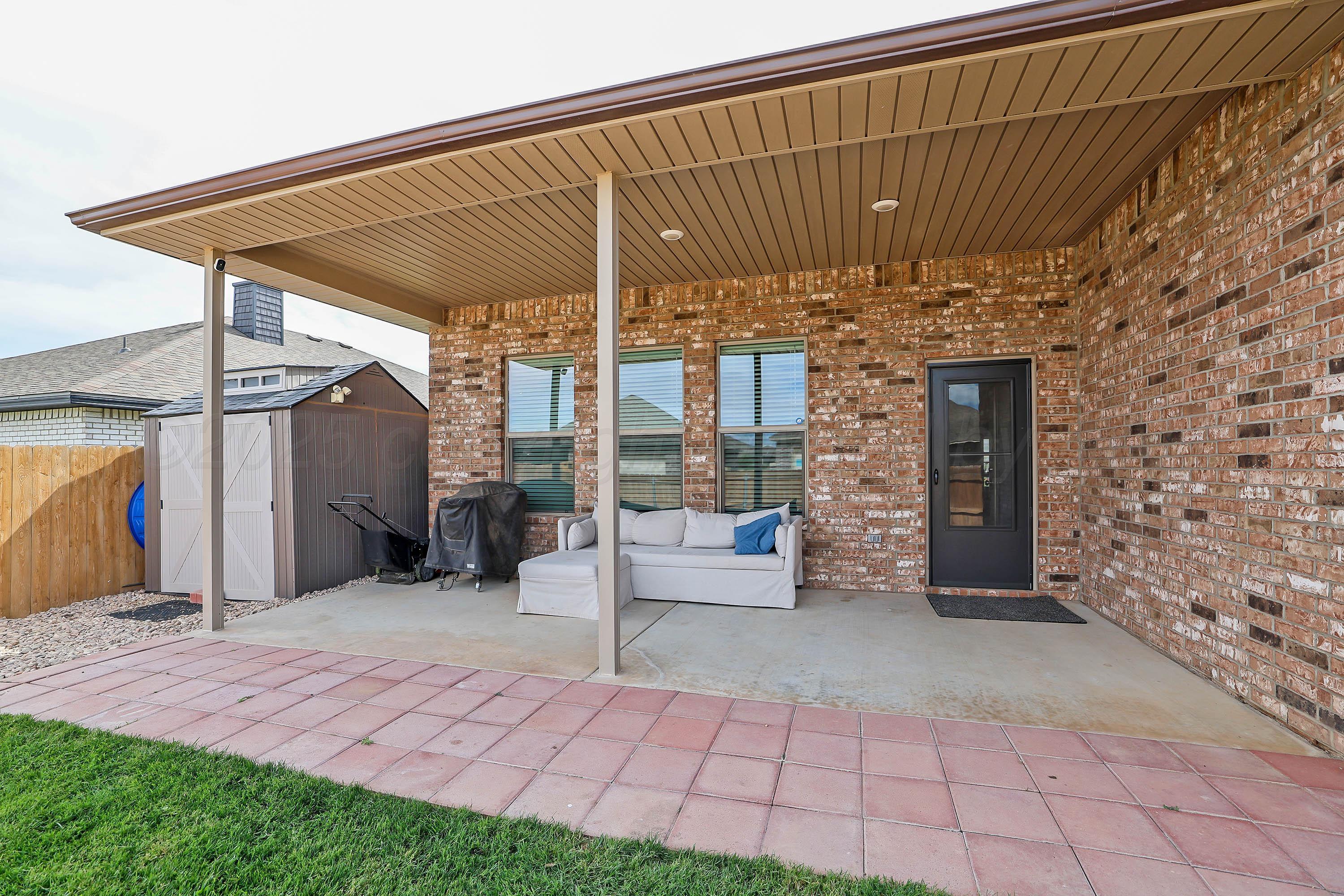 7811 Bellamy Drive Amarillo, TX 79119 - Photo 4 of 23 20-Back Patio