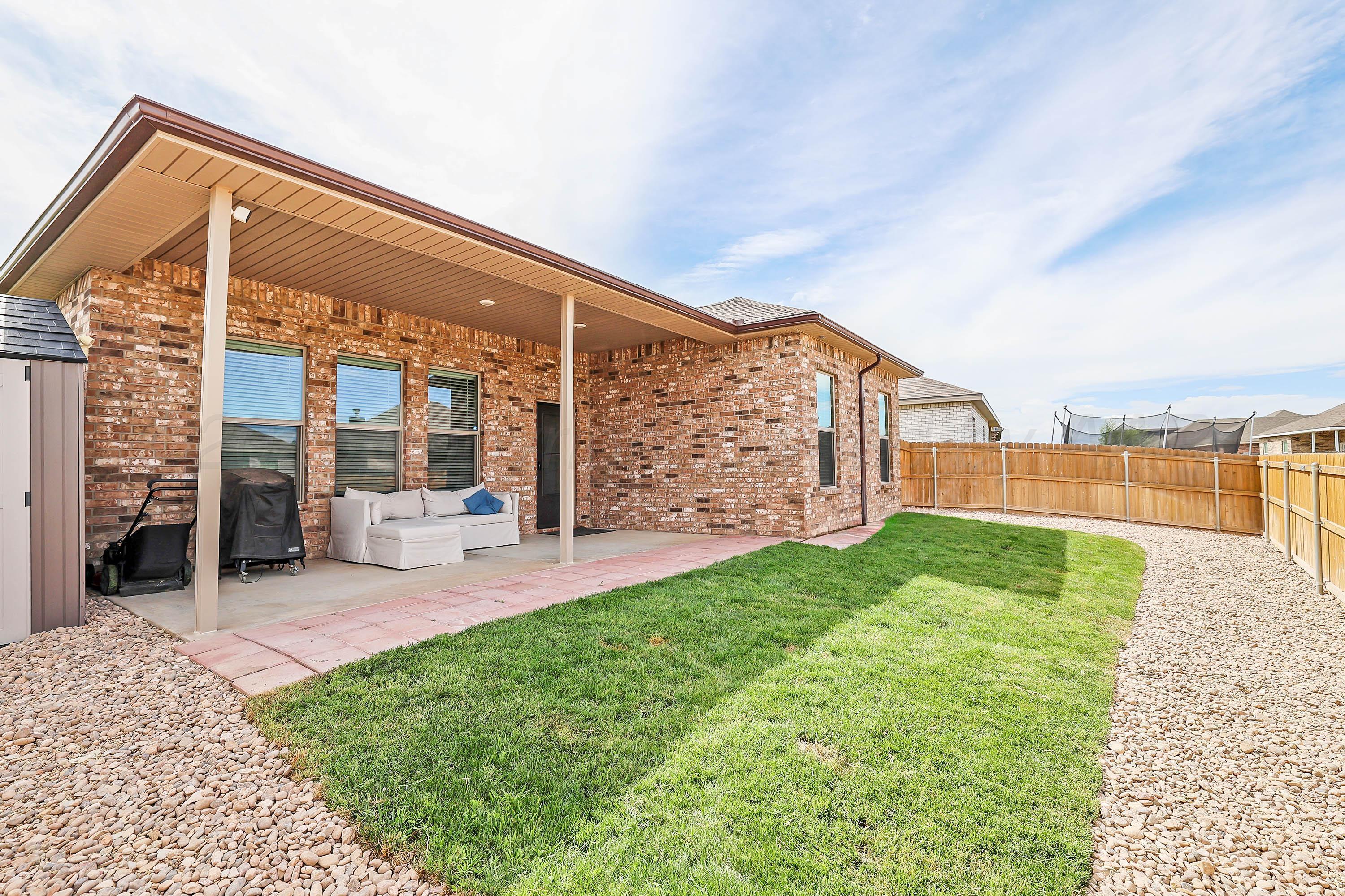 7811 Bellamy Drive Amarillo, TX 79119 - Photo 6 of 23 21-Backyard