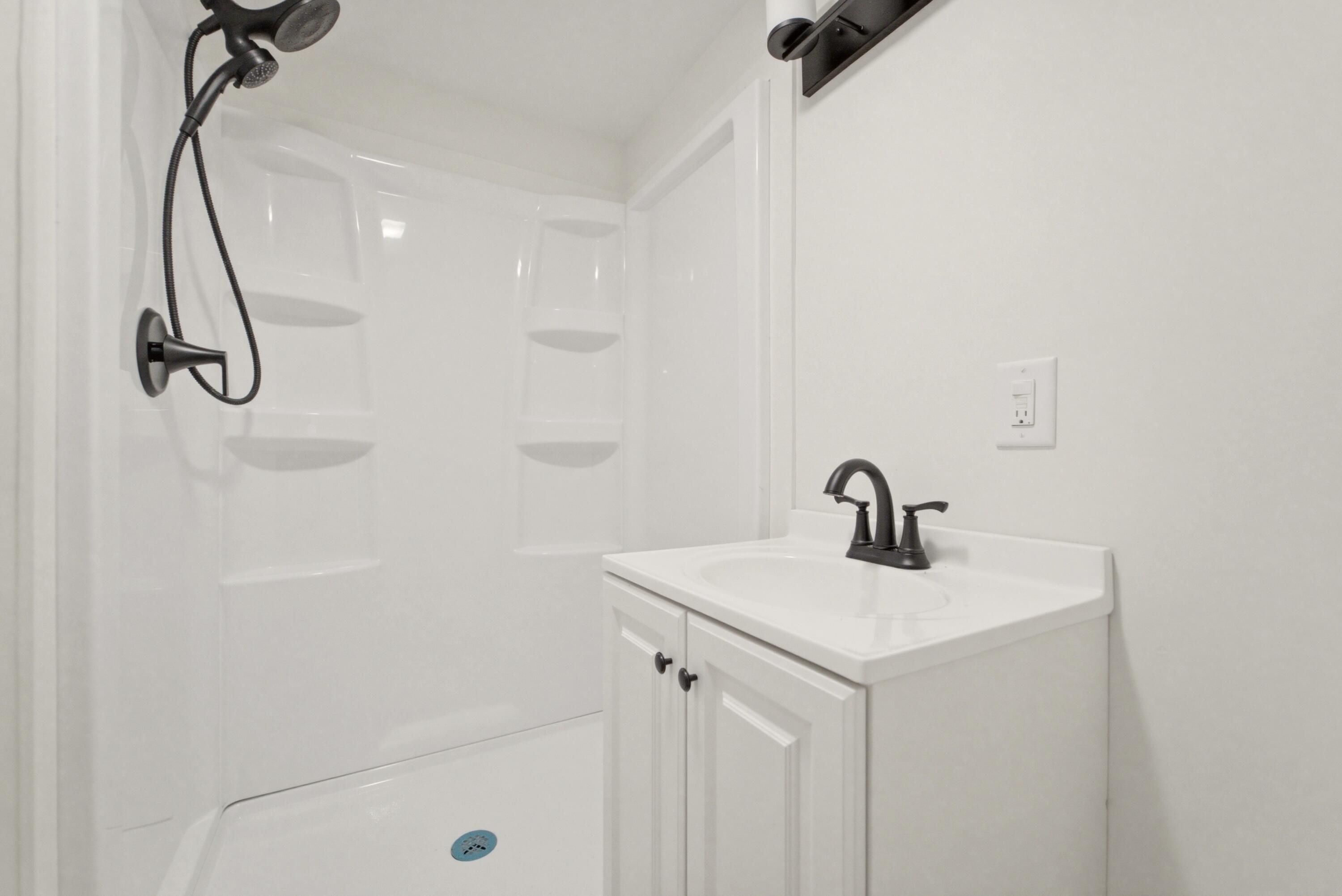 302 North West Street Crown Point, IN 46307 - Photo 12 of 16 3000x2003