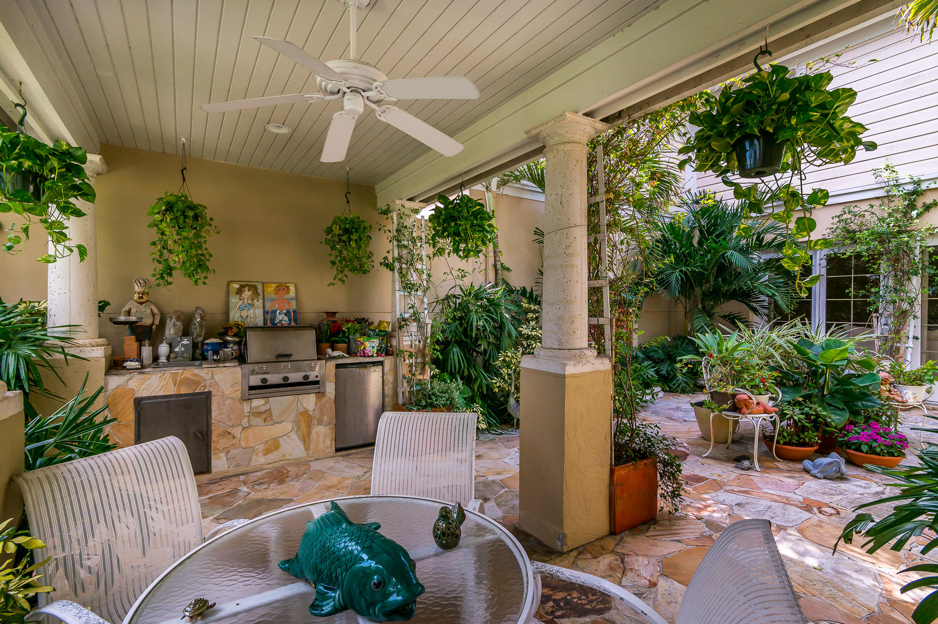 3903 Northwest 58th Street, Unit 38 Boca Raton, FL 33496 - Photo 24 of 30 a outdoor space with furniture
