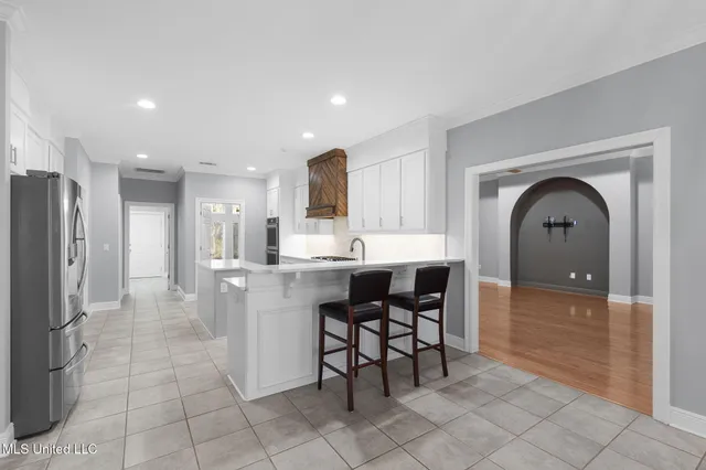 $433,000 | 605 Wendover Drive, Ridgeland, MS 39157