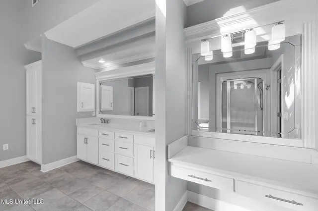 $433,000 | 605 Wendover Drive, Ridgeland, MS 39157