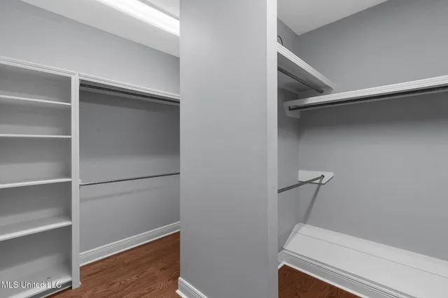 $433,000 | 605 Wendover Drive, Ridgeland, MS 39157