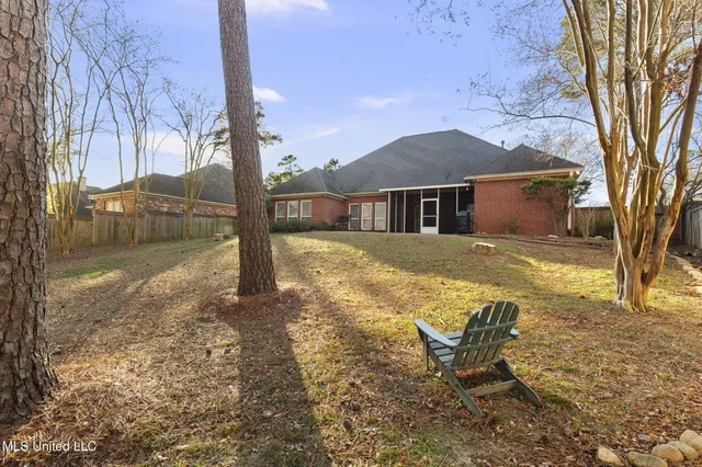 $433,000 | 605 Wendover Drive, Ridgeland, MS 39157