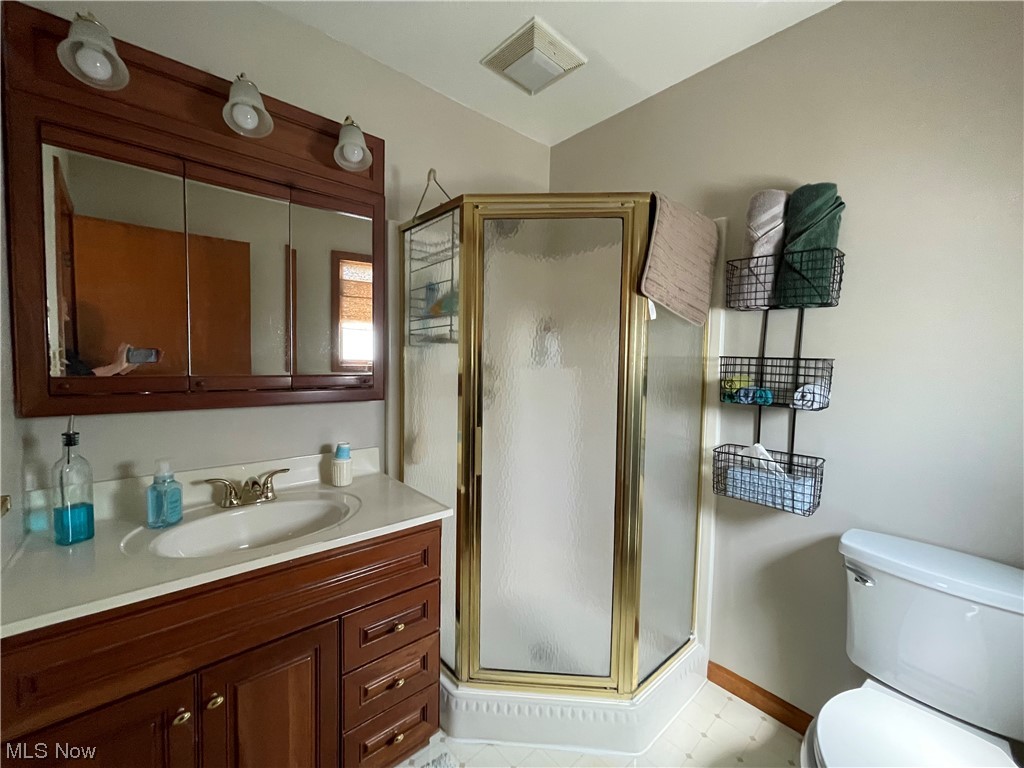 2590 Hampton Road Rocky River, OH 44116 - Photo 19 of 24