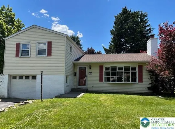 $410,000 | 2065 Hopewell Road, Bethlehem, PA 18017
