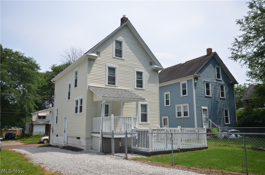 430 Alexander Street Akron, OH 44306 - Photo 4 of 23