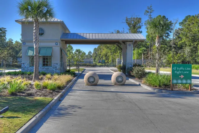 $690,000 | 17467 Bayflower, Conroe, TX 77385