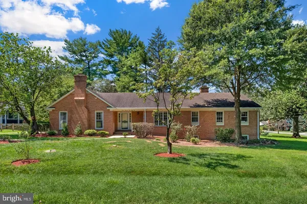 $5,000 | 11132 Luxmanor Road, North Bethesda, MD 20852