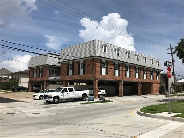 $1,425 | 301 Seattle Street, Unit 11, New Orleans, LA 70124