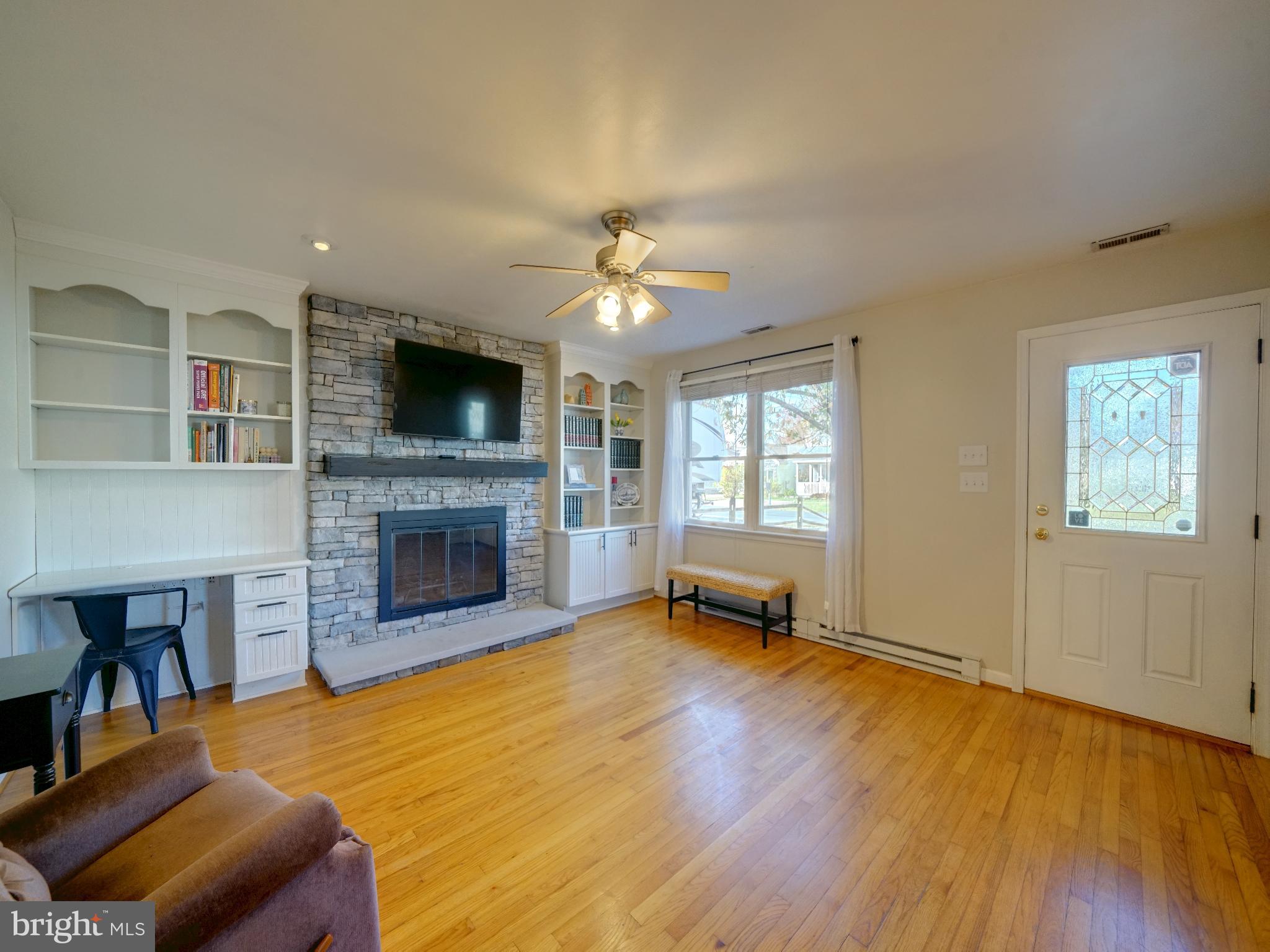 7819 Appletree Road Pasadena, MD 21122 - Photo 6 of 59 Bright and inviting living space with charm.