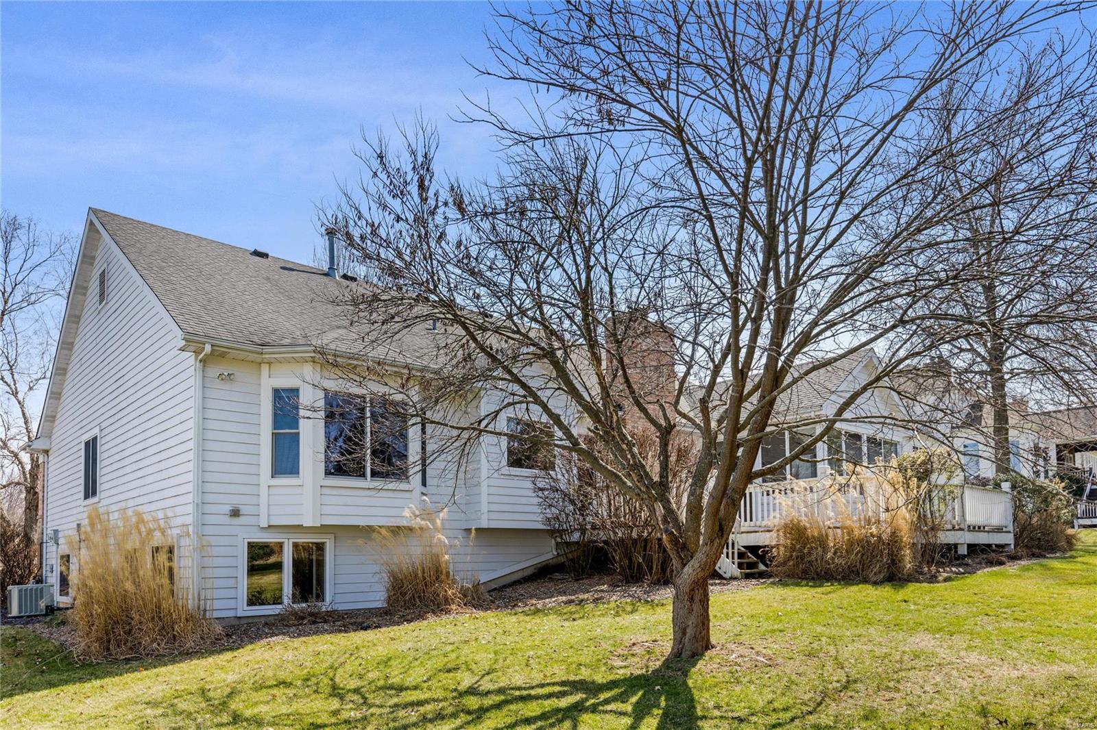 567 Malinmor Drive Weldon Spring, MO 63304 - Photo 4 of 40