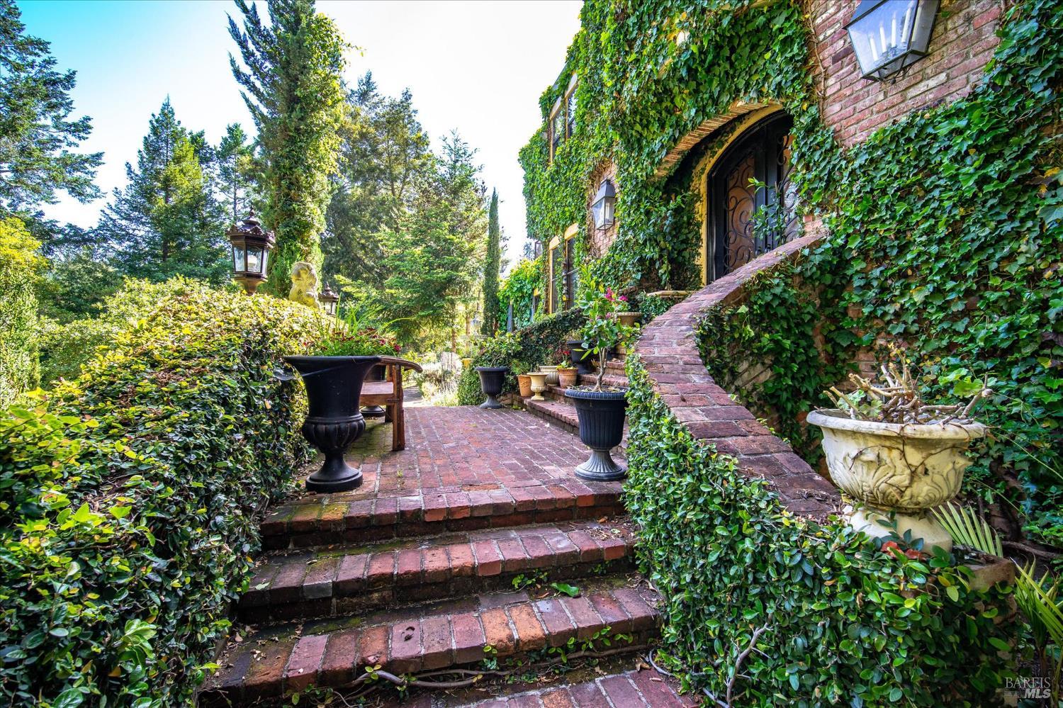 1412 Quail Court Santa Rosa, CA 95404 - Photo 7 of 46