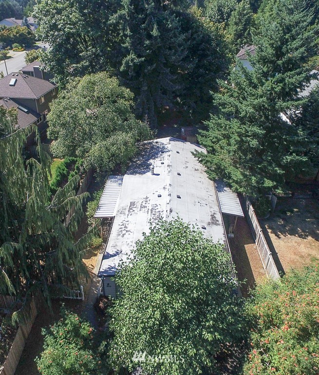 23530 Meridian Avenue South Bothell, WA 98021 - Photo 4 of 19