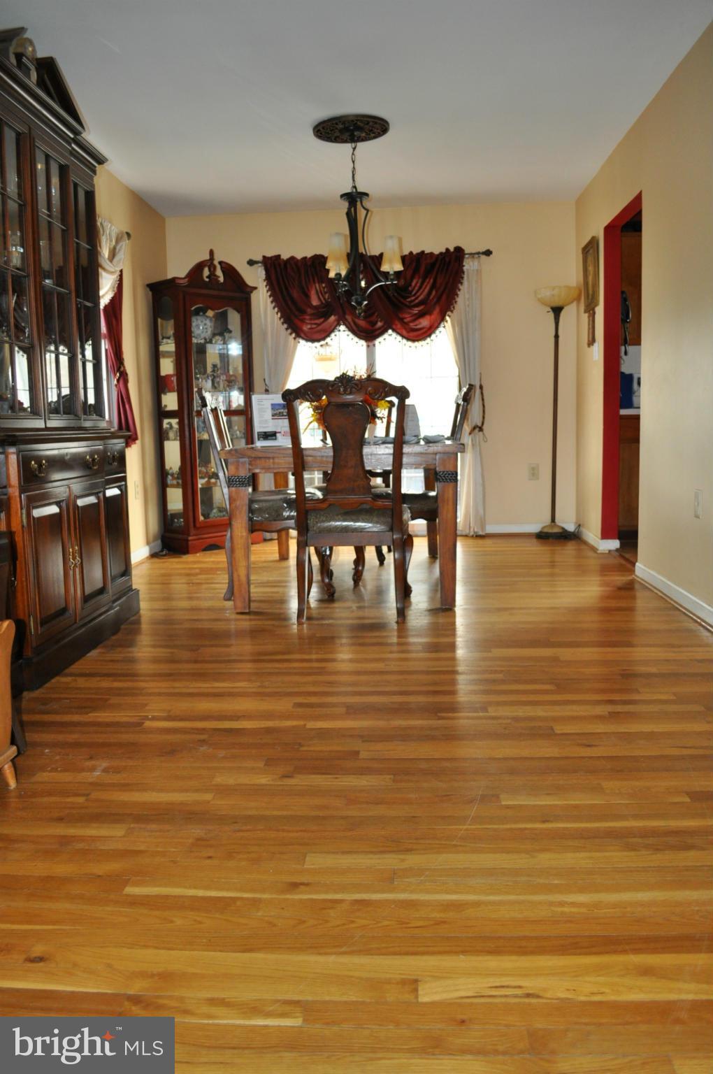 1104 South Culpeper Road Sterling, VA 20164 - Photo 8 of 25 Dining Room