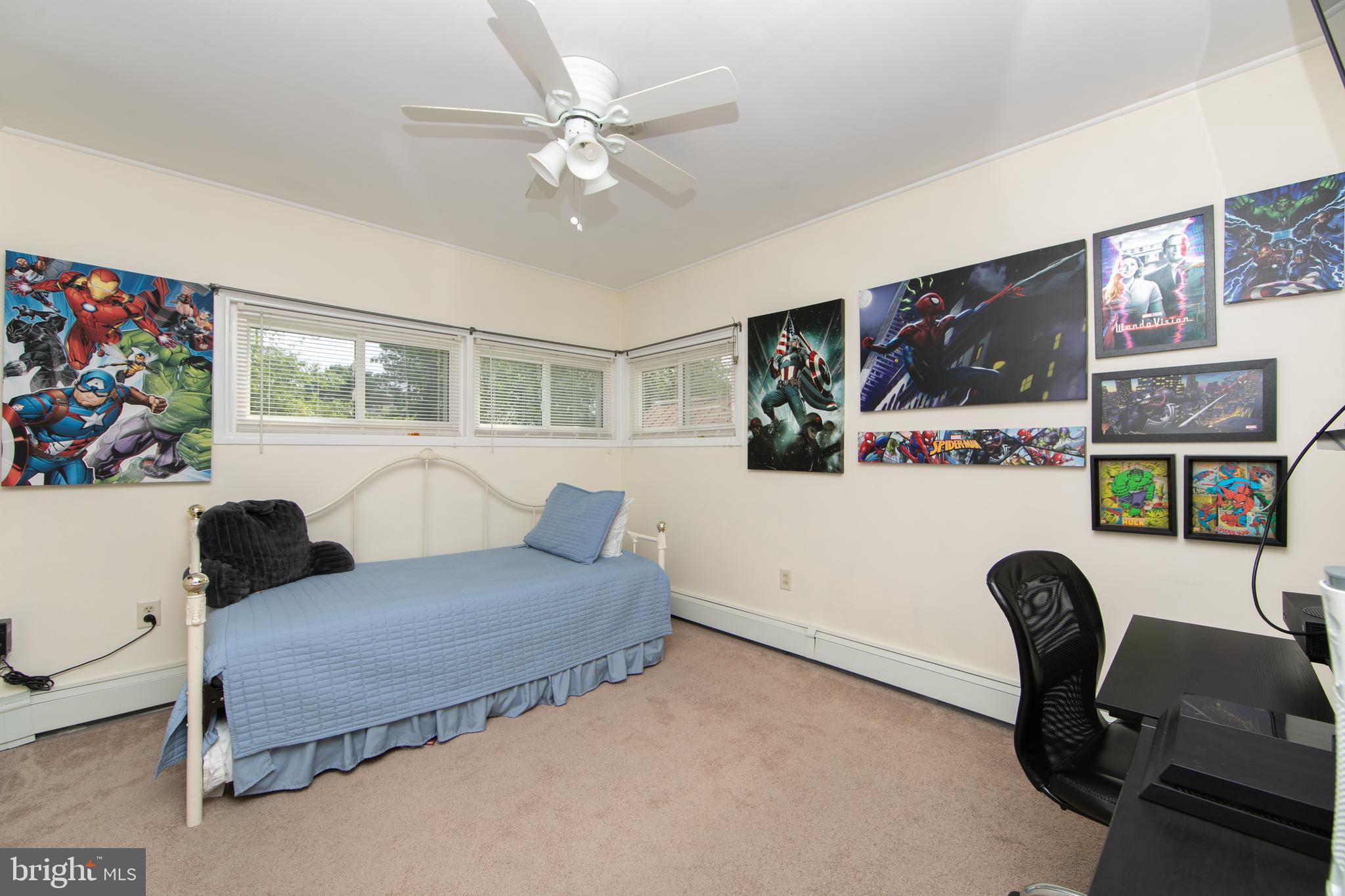 8 Boston Ivy Road Levittown, PA 19057 - Photo 17 of 31 Second bedroom
