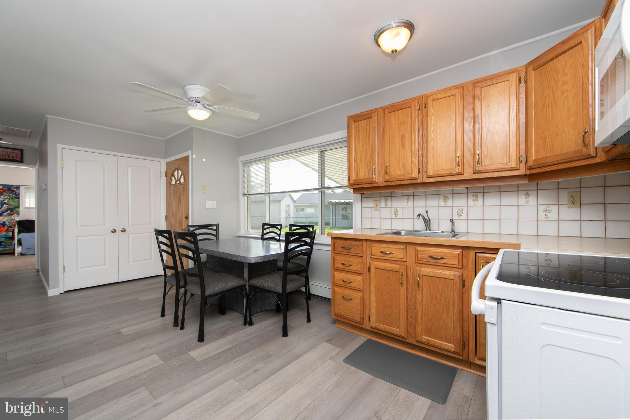 8 Boston Ivy Road Levittown, PA 19057 - Photo 7 of 31 Gallery Image 7