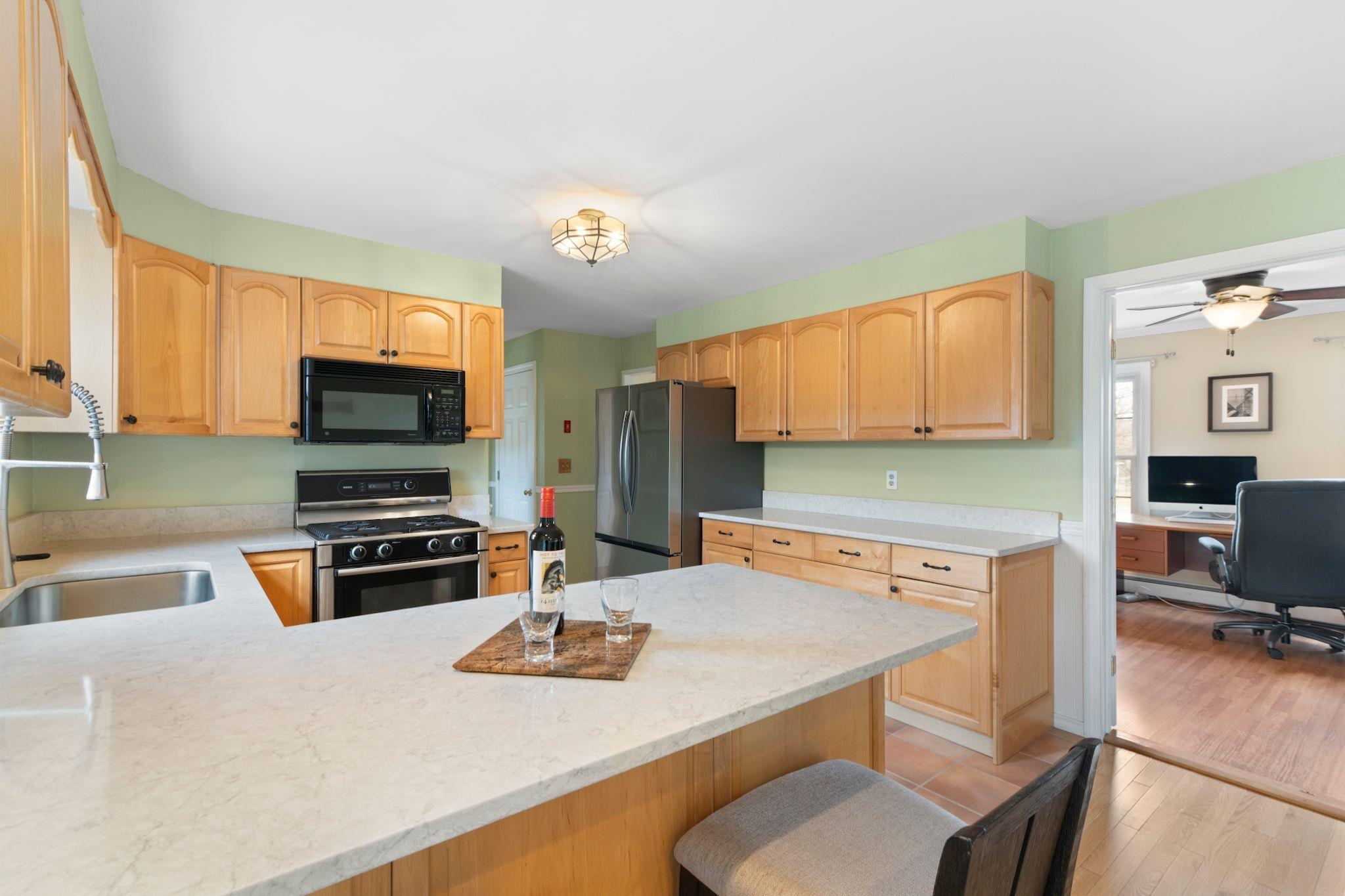 143 Hillwinds Road Brattleboro, VT 05301 - Photo 2 of 46 Gallery Image 2