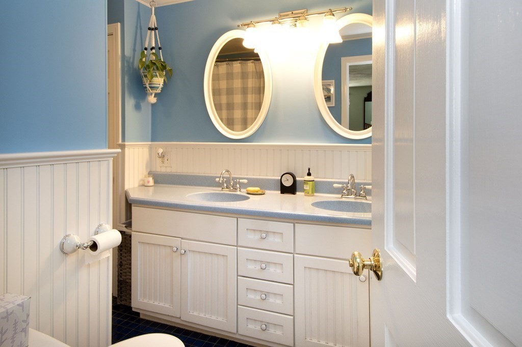 48 Brook Bend Road Hanover, MA 02339 - Photo 17 of 40 Gallery Image 17