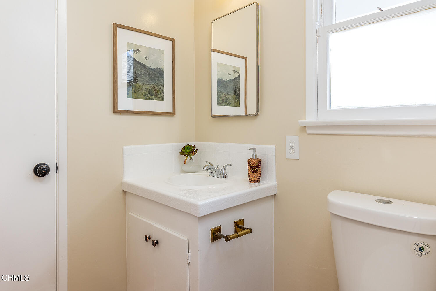 4176 Canyon Crest Road Altadena, CA 91001 - Photo 22 of 33 a bathroom with a sink a toilet and a mirror