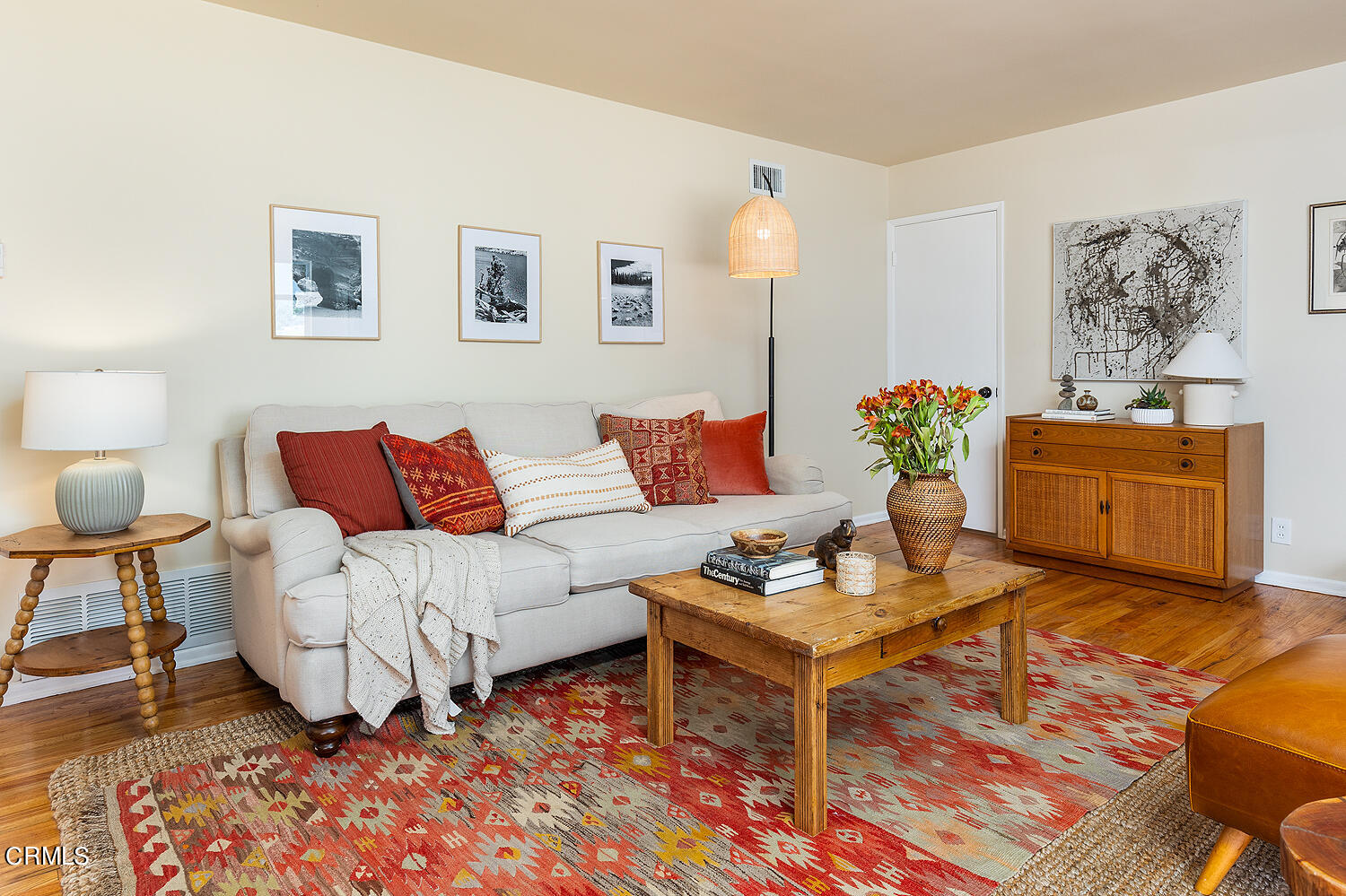 4176 Canyon Crest Road Altadena, CA 91001 - Photo 9 of 33 a living room with furniture rug and lamp