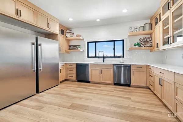 $1,600,000 | 4288 North 2400 East, Filer, ID 83328