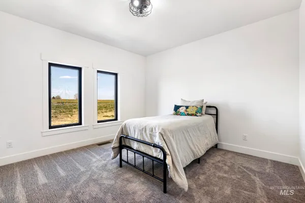 $1,600,000 | 4288 North 2400 East, Filer, ID 83328