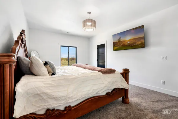 $1,600,000 | 4288 North 2400 East, Filer, ID 83328