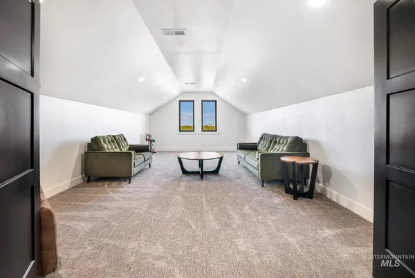 $1,600,000 | 4288 North 2400 East, Filer, ID 83328