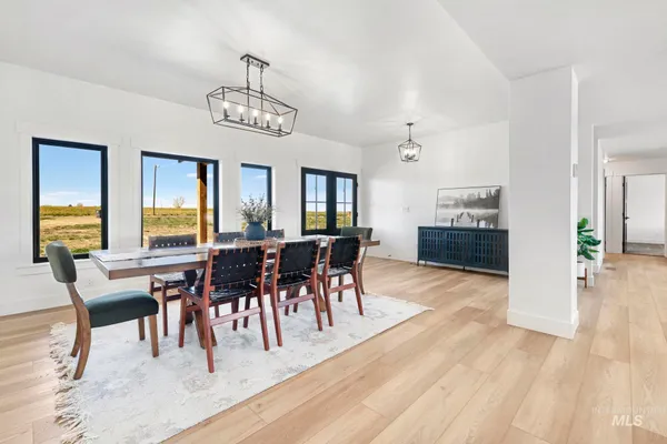 $1,600,000 | 4288 North 2400 East, Filer, ID 83328