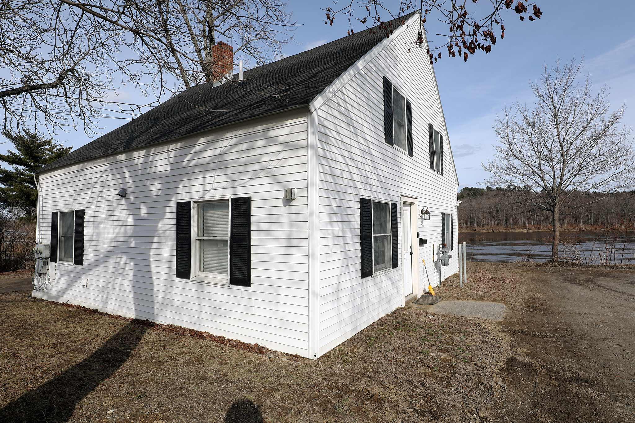 228 Water Street Hallowell, ME 04347 - Photo 21 of 42 15