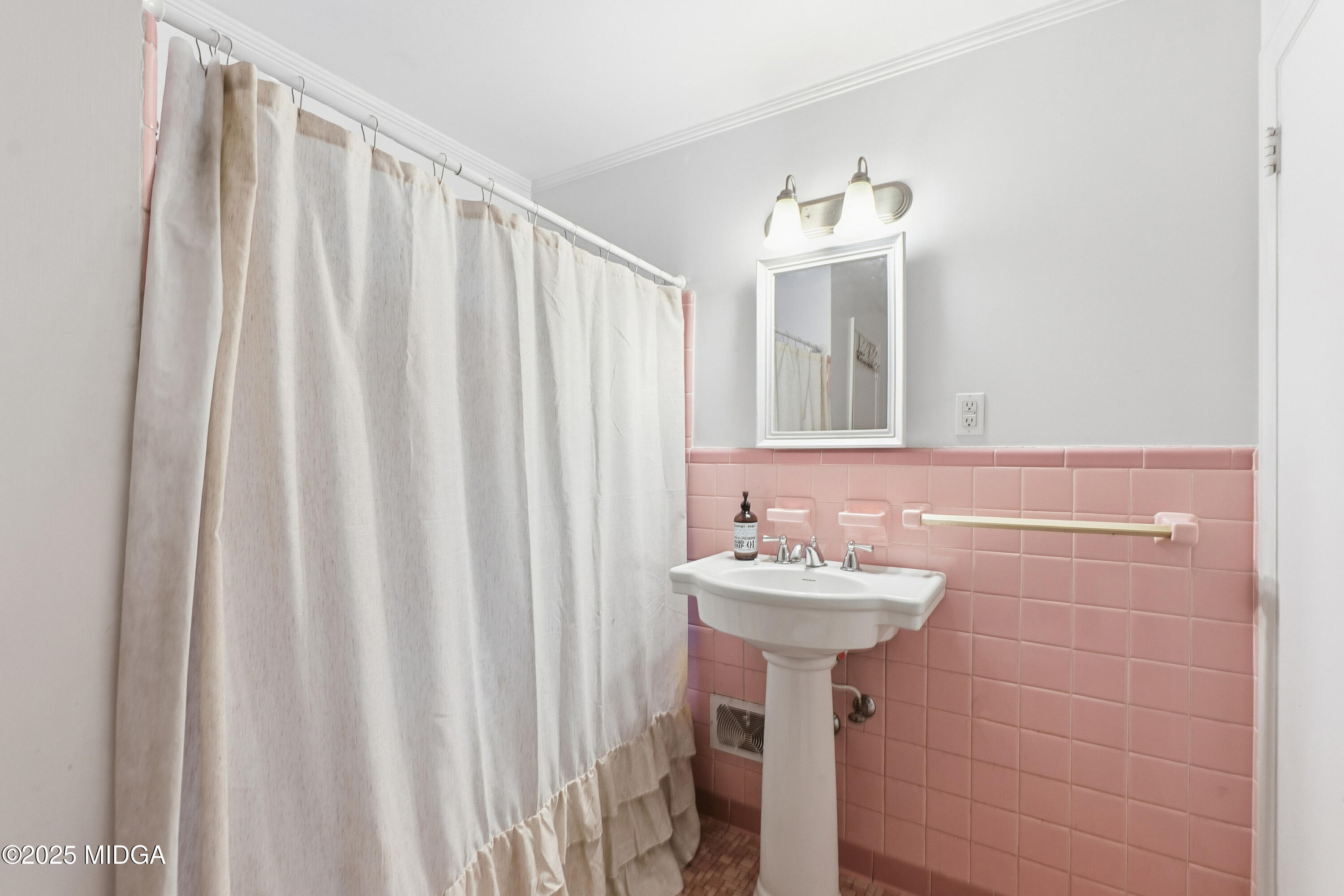 511 Hardeman Avenue Fort Valley, GA 31030 - Photo 27 of 33 79__AAA8505_mls