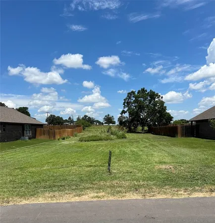 $62,999 | 367 East 9th Street, Springtown, TX 76082