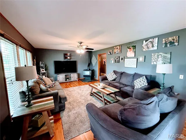 $219,900 | 609 East Clark Street, La Plata, MO 63549