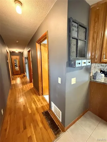 $219,900 | 609 East Clark Street, La Plata, MO 63549