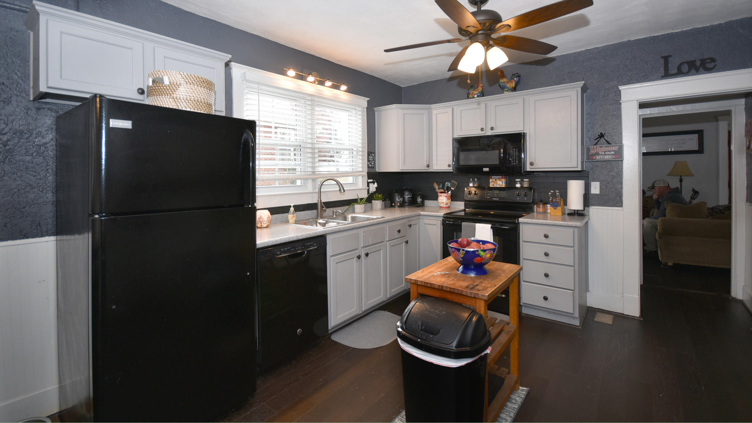 1432 Remsen Street Alcoa, TN 37701 - Photo 6 of 23 SL8_4003
