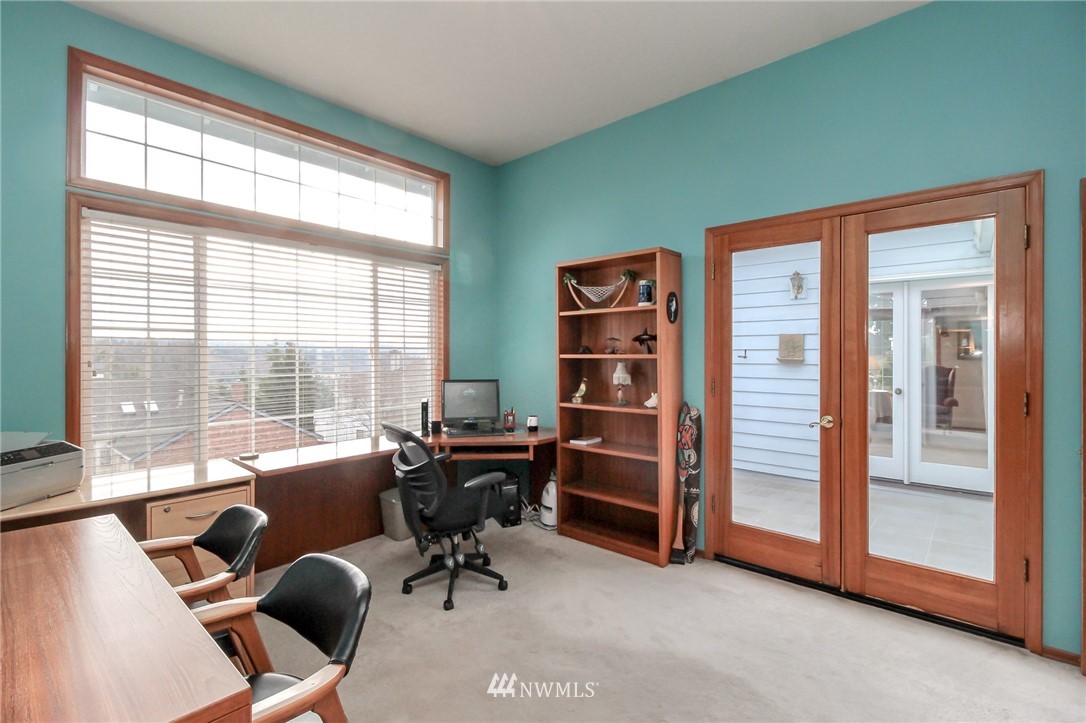 19635 110th Place Northeast Bothell, WA 98011 - Photo 7 of 20 Gallery Image 7