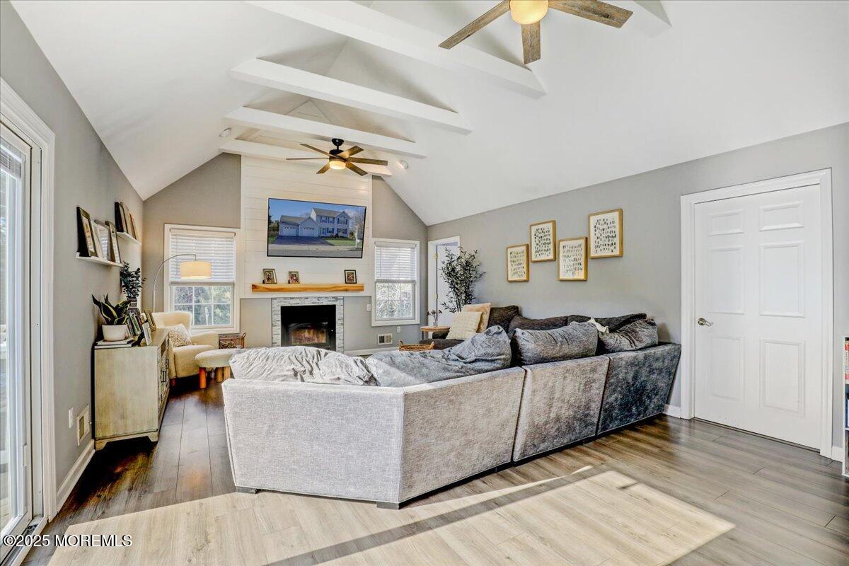 10 Crater Lake Road Howell, NJ 07731 - Photo 11 of 30 11-Family Room
