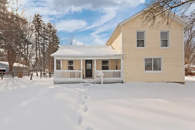 $165,000 | 613 West Adrian Street, Blissfield, MI 49228