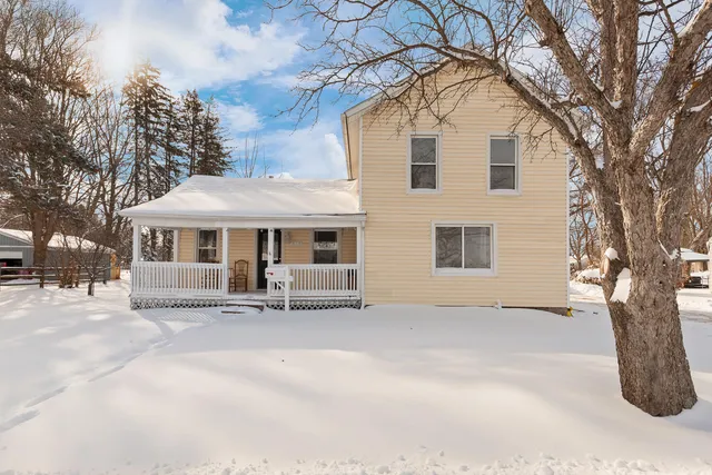 $165,000 | 613 West Adrian Street, Blissfield, MI 49228