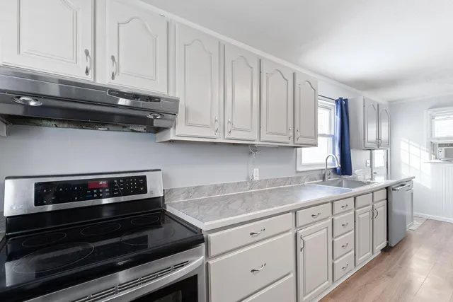 $165,000 | 613 West Adrian Street, Blissfield, MI 49228