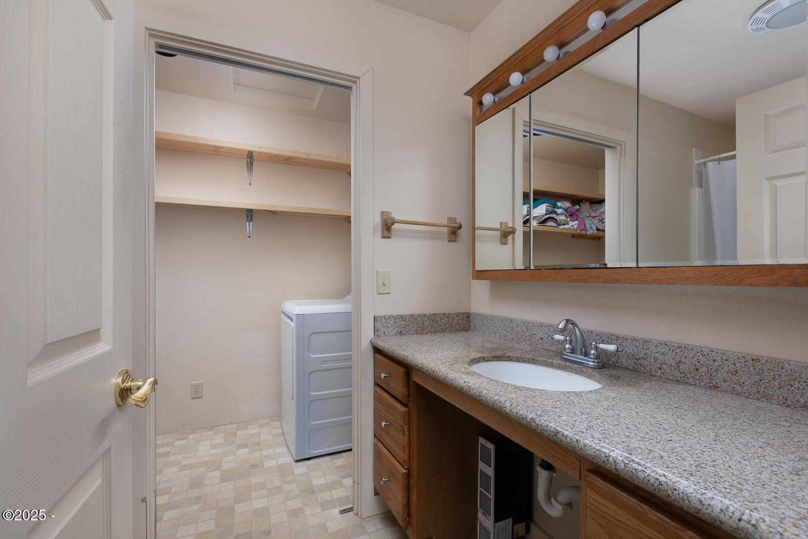 4850 Schoolhouse Road Neskowin, OR 97149 - Photo 13 of 33 Bathroom 3