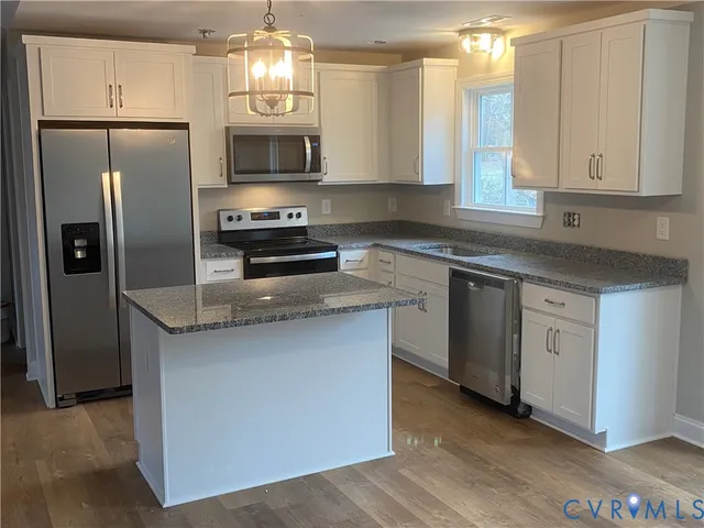 $2,295 | 2817 Bermuda Avenue, Chester, VA 23836