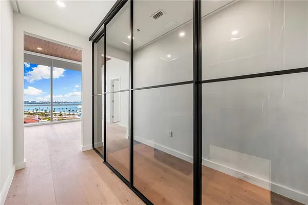 $6,950,000 | 111 Golden Gate, Unit 801PH, Sarasota, FL 34236